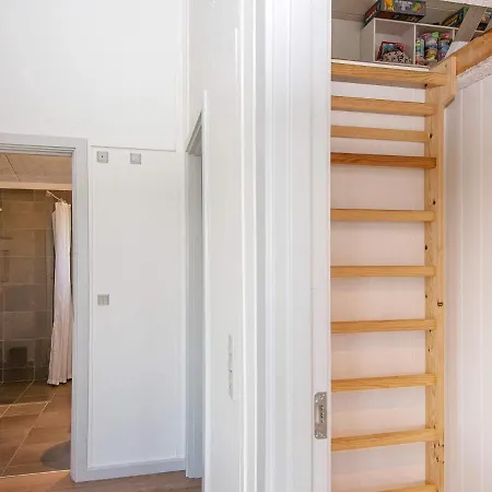 5 Person In Aabenraa-by Traum 아벤라