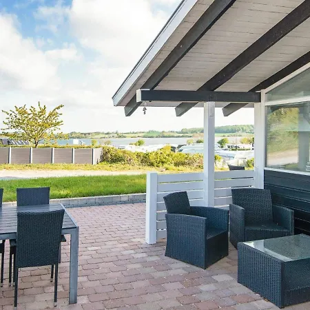 5 Person In Aabenraa-by Traum