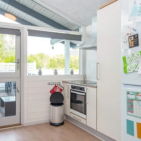 5 Person In Aabenraa-by Traum