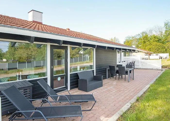 5 Person In Aabenraa-by Traum * Aabenraa